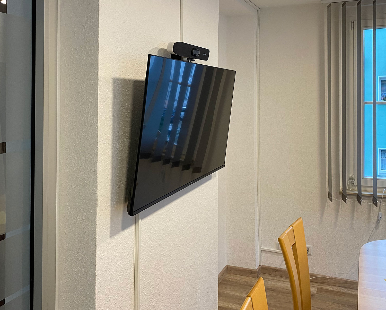 0003